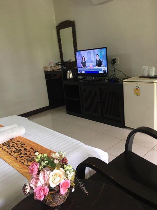 Ban Noi Resort Phrae Luaran gambar